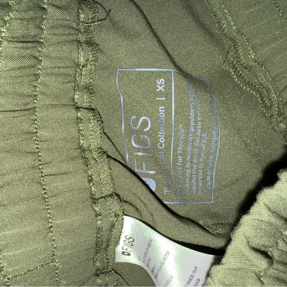 Figs Olive Technical Collection Set - image 7